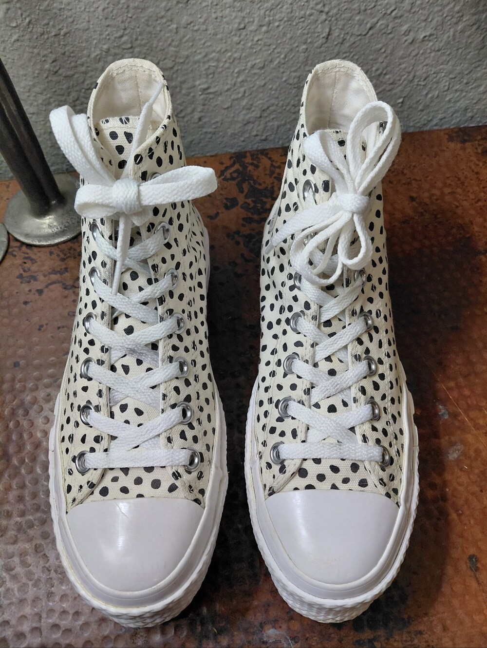 Chuck Taylor All Star Sz. 7 Welcome to the Wild Lift 2X Platform - Picture 6 of 16